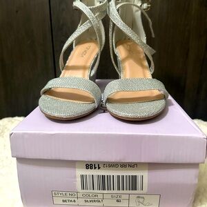 Top Moda Silver Chunky Heel Size 6.5